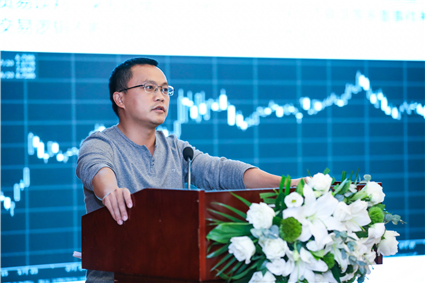 邹万程.jpg 邹万程.jpg